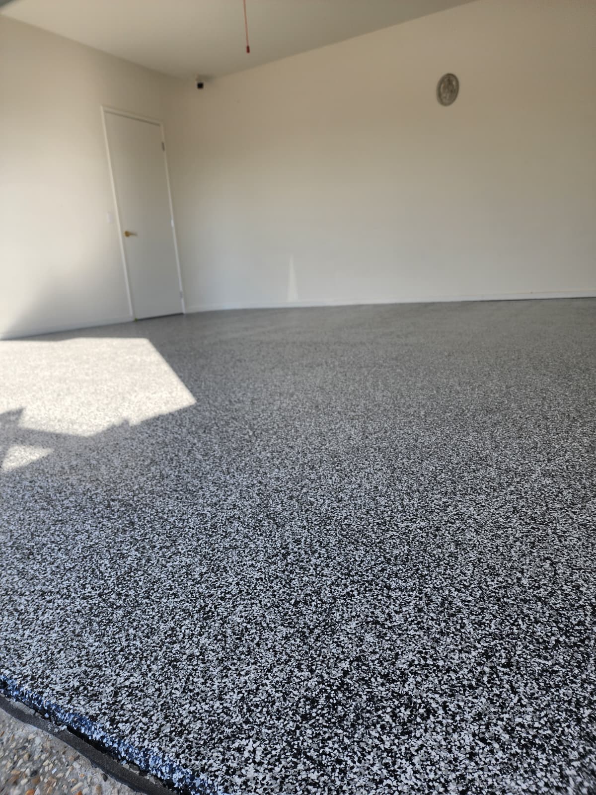 Epoxy flooring project photo 26