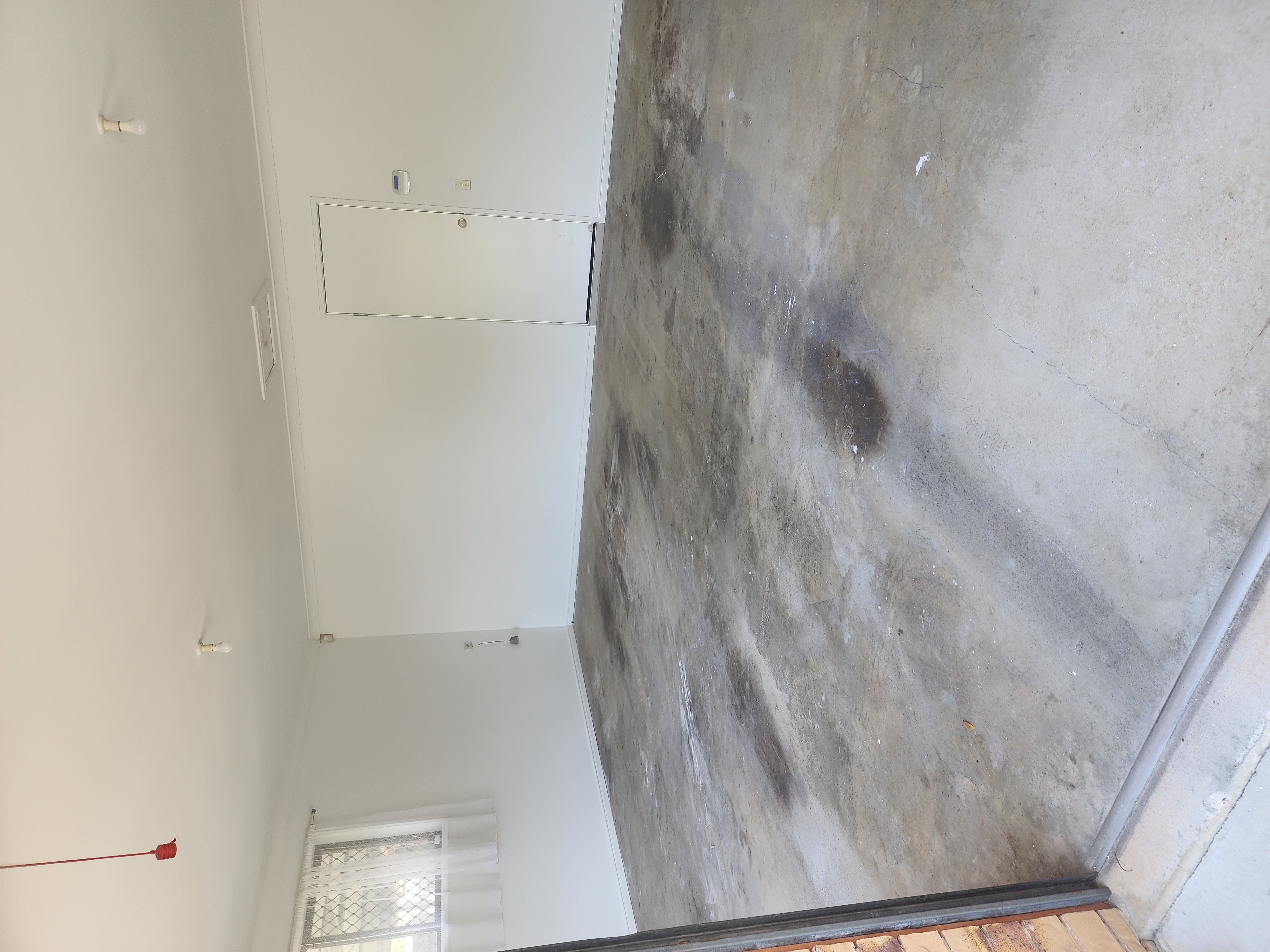 Epoxy flooring project photo 23