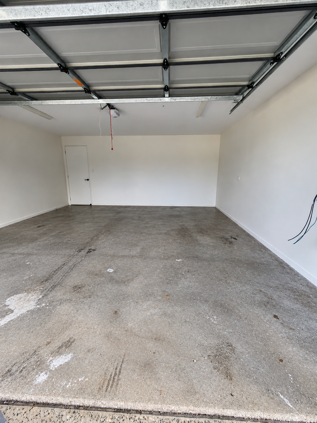 Epoxy flooring project photo 7