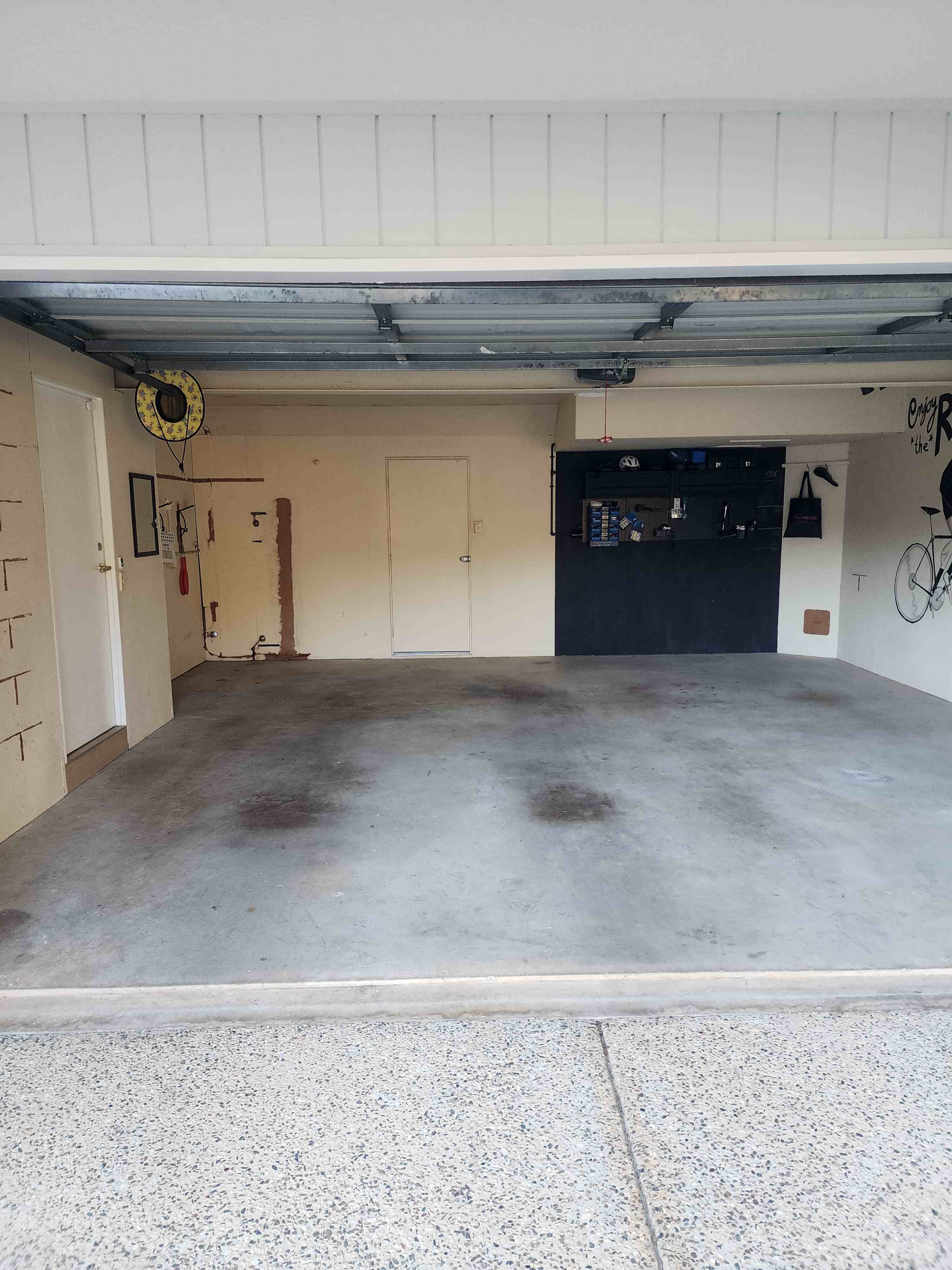 Epoxy flooring project photo 11