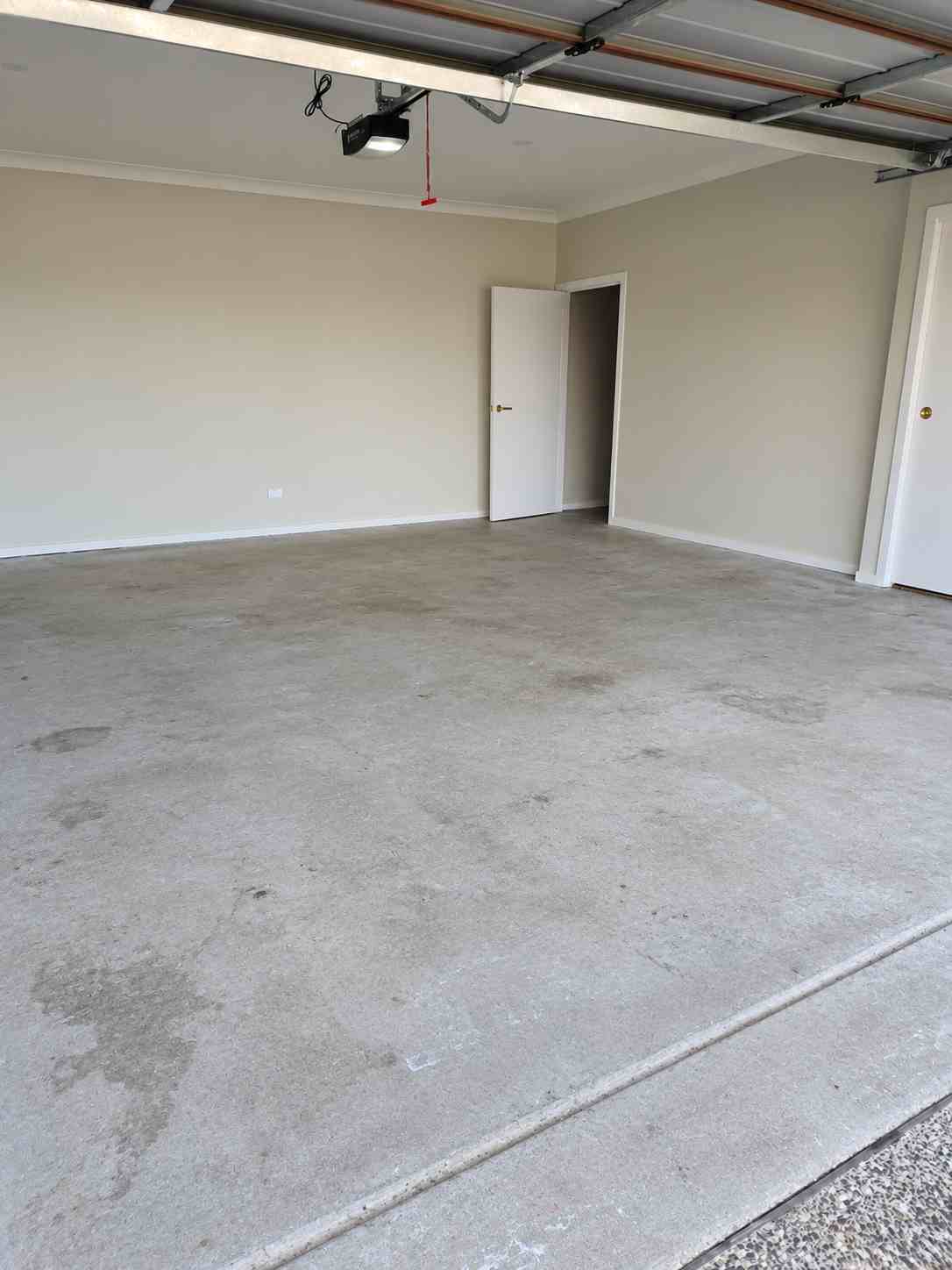 Epoxy flooring project photo 15