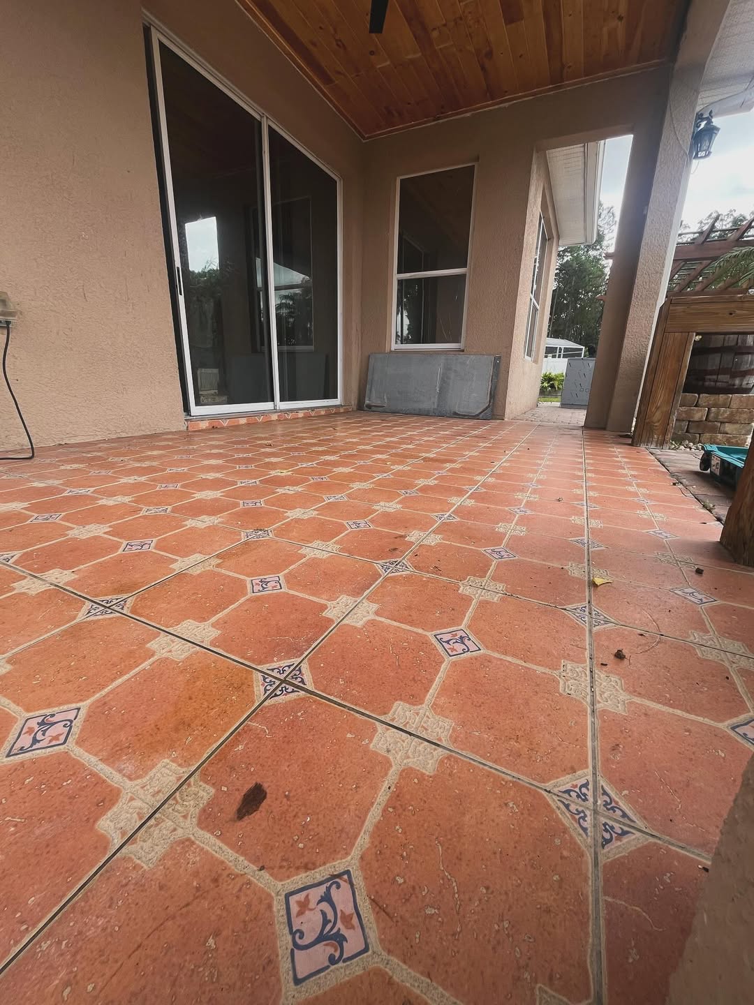 Before garage floor transformation 4