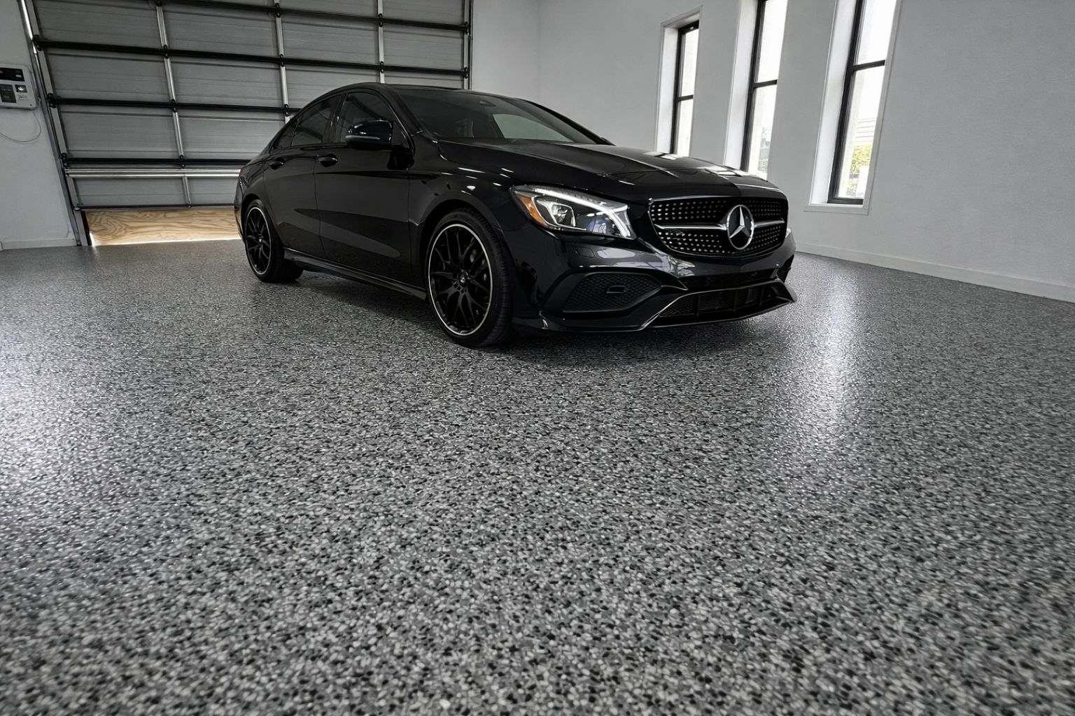 Epoxy flooring showcase image 3