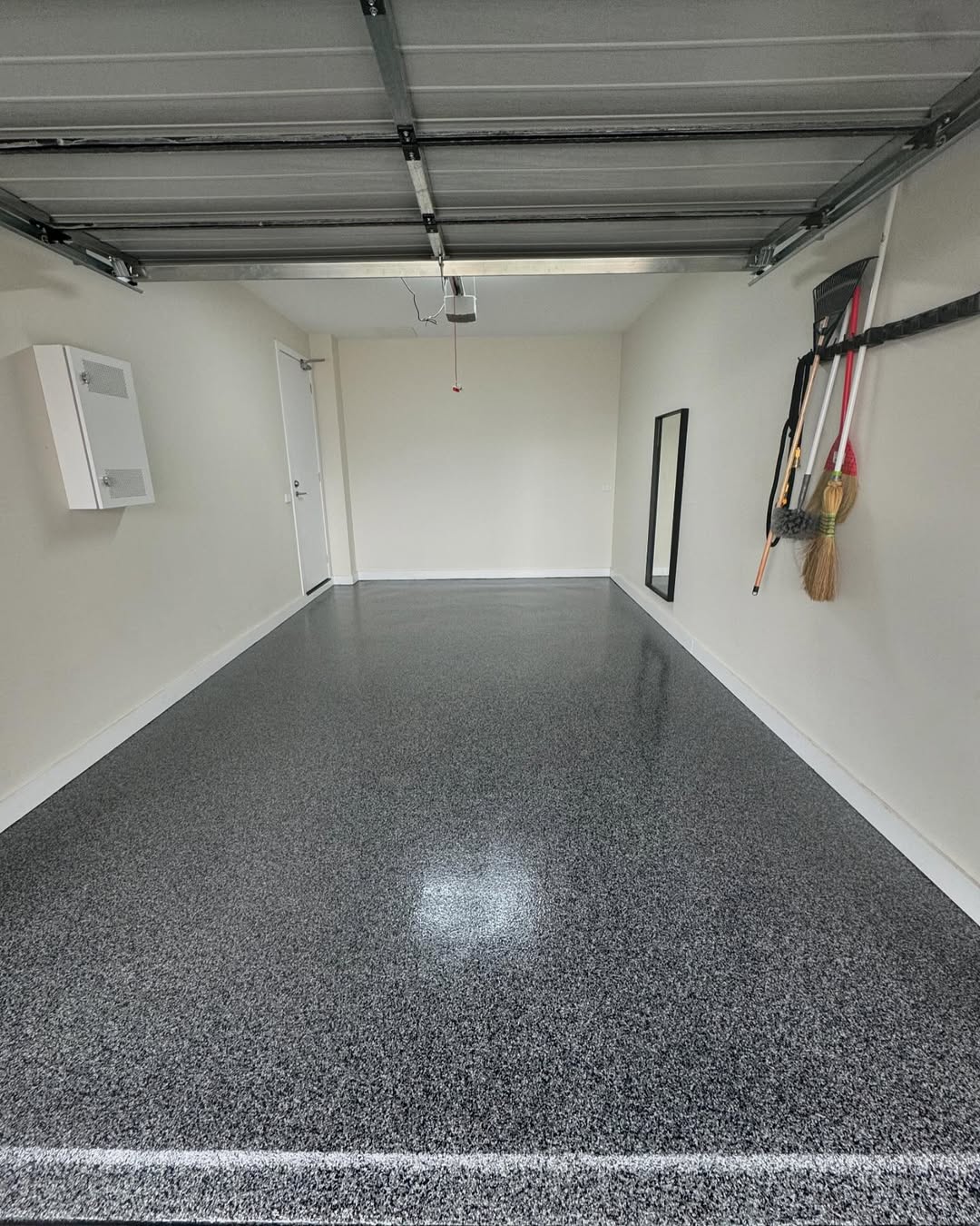 Epoxy flooring project photo 22
