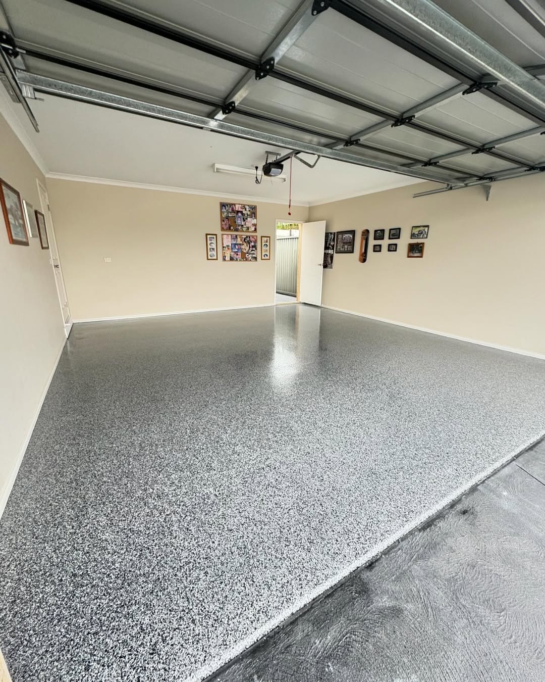 Epoxy flooring project photo 23