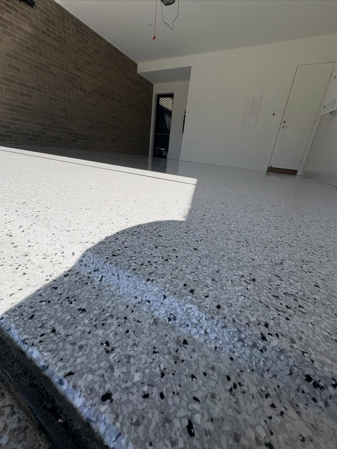 Epoxy flooring project photo 37